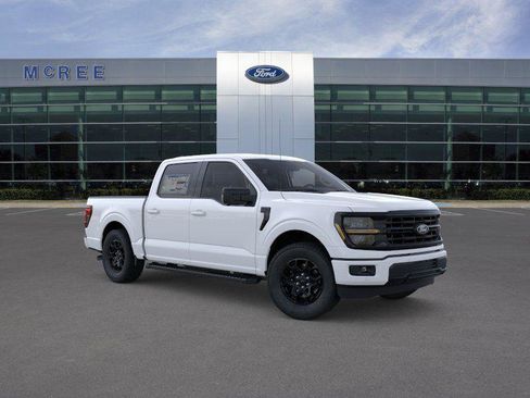 New 2026 Ford F150 XLT w/ Equipment Group 302A MID RWD image 7