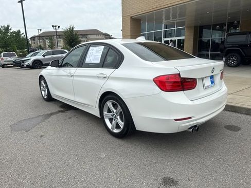 Used 2013 BMW 328i Sedan RWD image 2