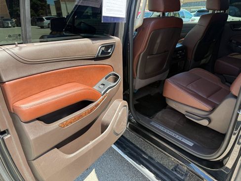 Used 2015 Chevrolet Suburban LTZ AWD/4WD image 13