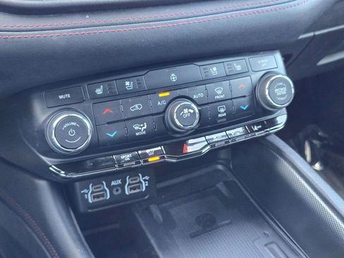 Used 2022 Dodge Durango R/T AWD/4WD image 34