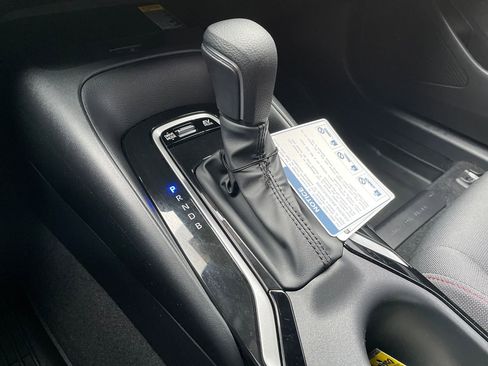 Certified 2025 Toyota Corolla SE w/ SE Premium Package image 21