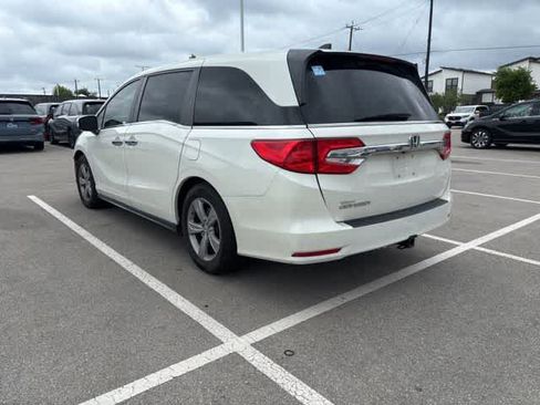 Used 2018 Honda Odyssey EX image 3