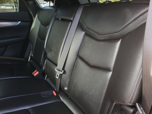 Used 2021 Cadillac XT5 Luxury image 21