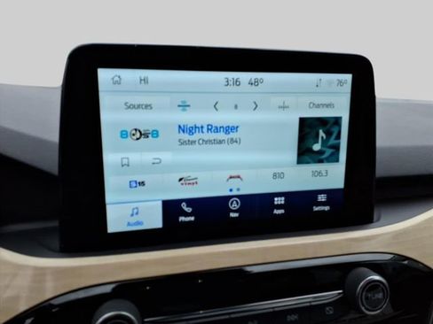 Used 2022 Ford Escape Titanium w/ Titanium Elite Package image 17