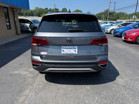 Used 2024 Volkswagen Taos SE FWD image 6