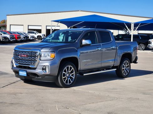 Certified 2021 GMC Canyon Denali image 3