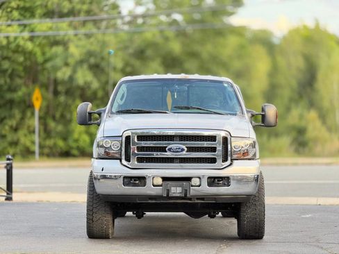 Used 2005 Ford F250 Lariat AWD/4WD image 6