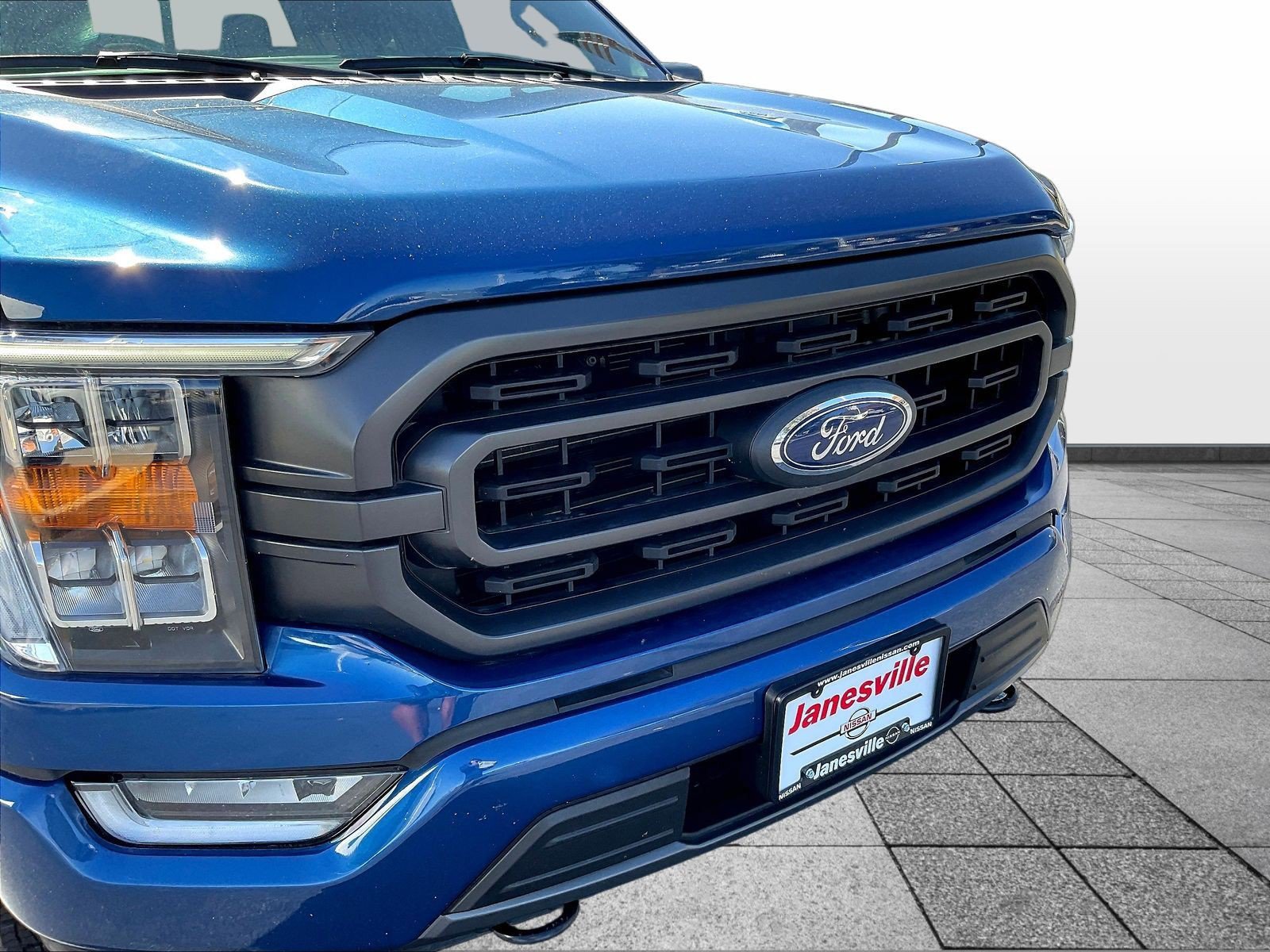 Used 2023 Ford F150 XLT w/ Equipment Group 302A High AWD/4WD image 36
