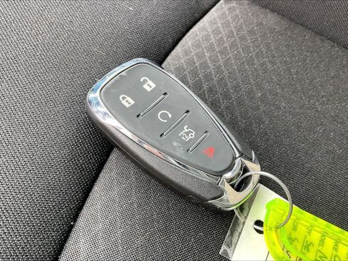 Used 2022 Chevrolet Malibu LT image 11