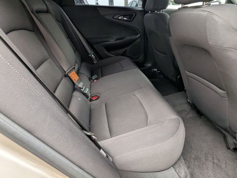 Certified 2022 Chevrolet Malibu LT FWD image 18