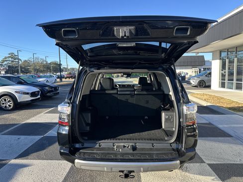 Used 2021 Toyota 4Runner TRD Off-Road Premium image 5