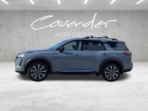 New 2026 Nissan Pathfinder Platinum FWD image 14