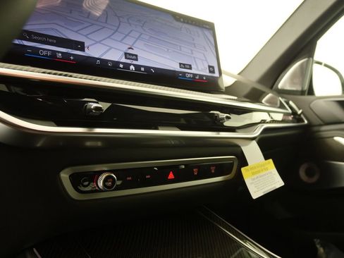 Used 2026 BMW X5 M60i image 22