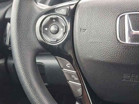 Used 2016 Honda Accord LX image 22