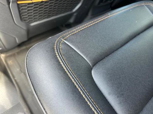 Certified 2024 Ford Bronco Badlands image 13