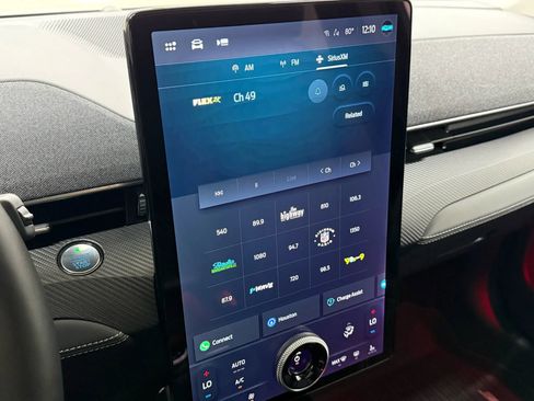 Used 2021 Ford Mustang Mach-E Premium image 28