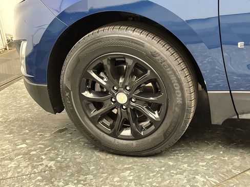 Used 2019 Chevrolet Equinox LT FWD image 34