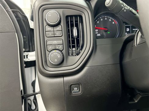 New 2026 Chevrolet Silverado 1500 W/T w/ Trailering Package image 17