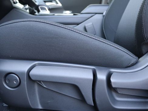 New 2026 Mitsubishi Outlander ES image 14