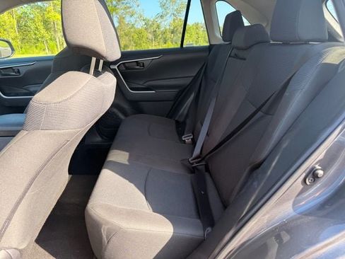 Used 2025 Toyota RAV4 LE AWD/4WD image 11