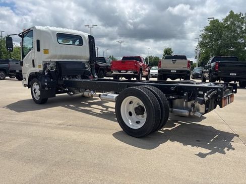 New 2025 Chevrolet Low Cab Forward 5500HG RWD image 37
