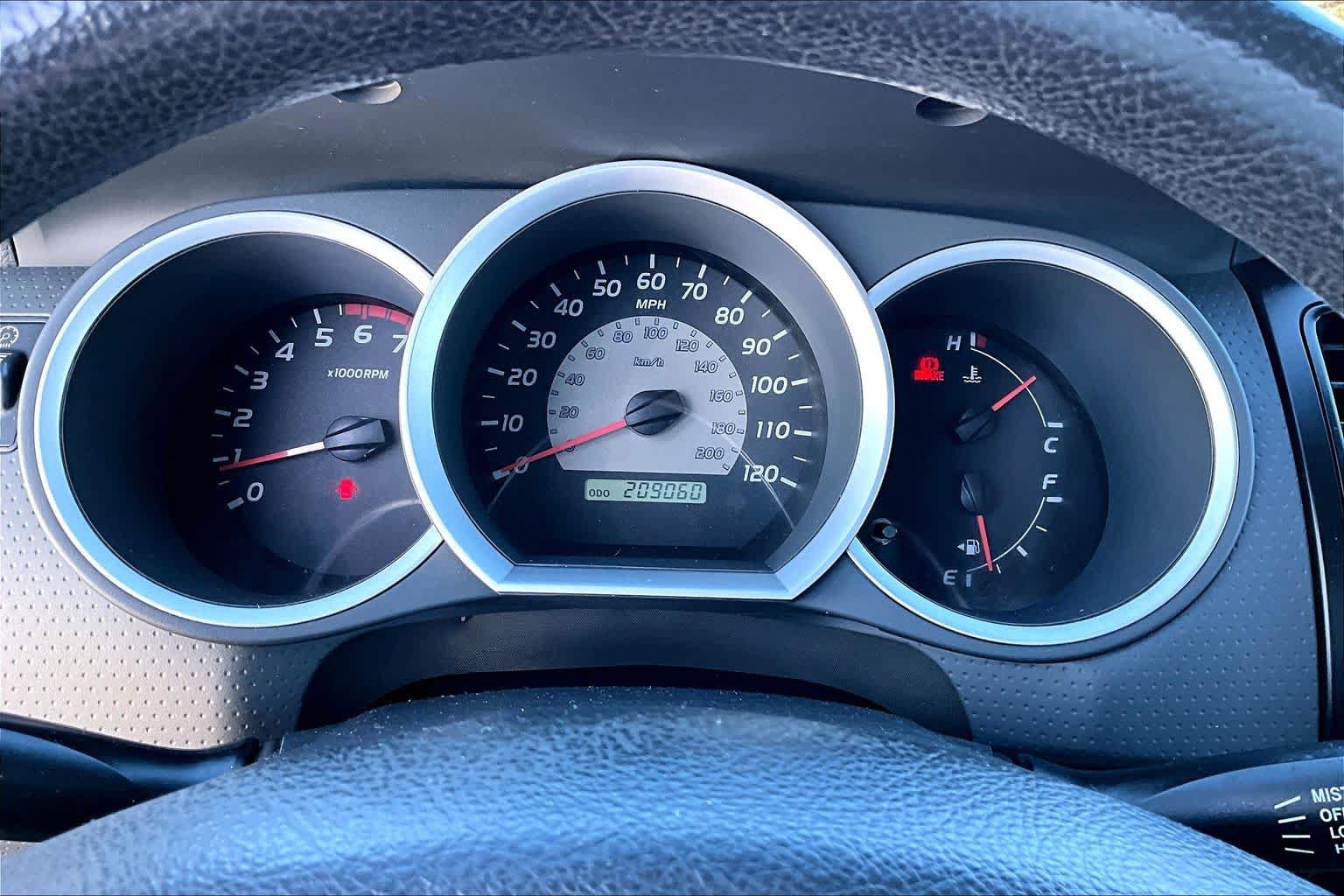 Used 2007 Toyota Tacoma 2WD Regular Cab image 25