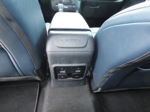Used 2023 Ford Bronco Outer Banks w/ Sasquatch Package AWD/4WD image 19