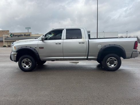 Used 2010 Dodge Ram 2500 Truck SLT AWD/4WD image 2