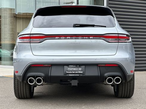 New 2026 Porsche Macan image 7