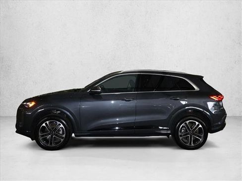 Used 2025 Audi Q5 Premium w/ Convenience Package AWD/4WD image 10