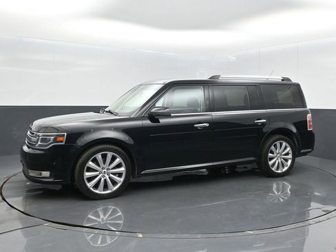 Used 2017 Ford Flex Limited w/ Equipment Group 303A AWD/4WD image 10