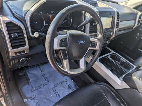 Used 2019 Ford F250 Lariat w/ Lariat Ultimate Package image 10