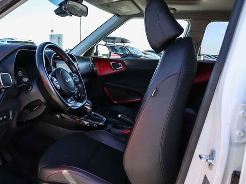 Used 2023 Kia Soul GT-Line FWD image 16