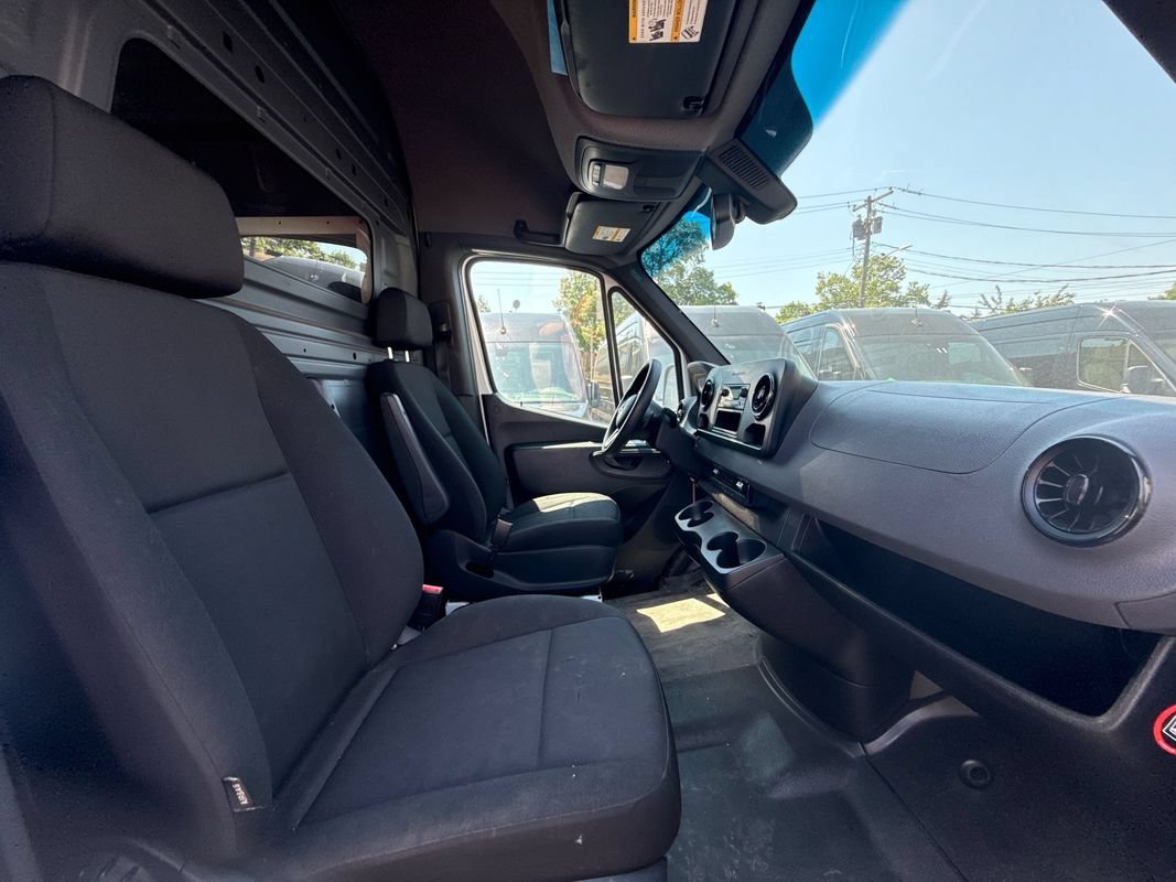Used 2020 Mercedes-Benz Sprinter 2500 w/ Driver Convenience Package image 19