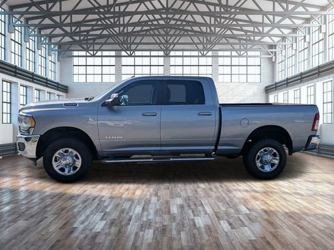 Used 2022 RAM 2500 Big Horn AWD/4WD image 6