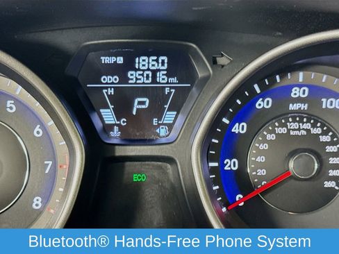 Used 2013 Hyundai Elantra Limited w/ Technology Pkg image 16