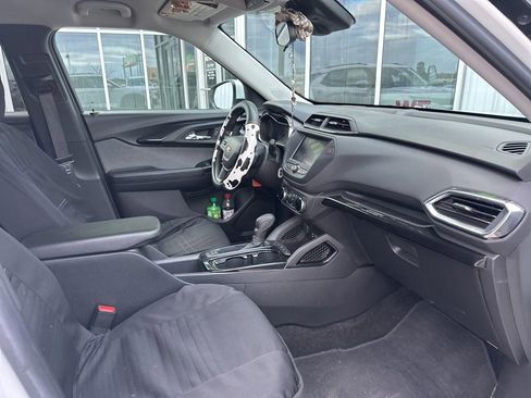 Used 2023 Chevrolet TrailBlazer LT AWD/4WD image 46