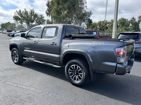 Used 2021 Toyota Tacoma TRD Sport image 4