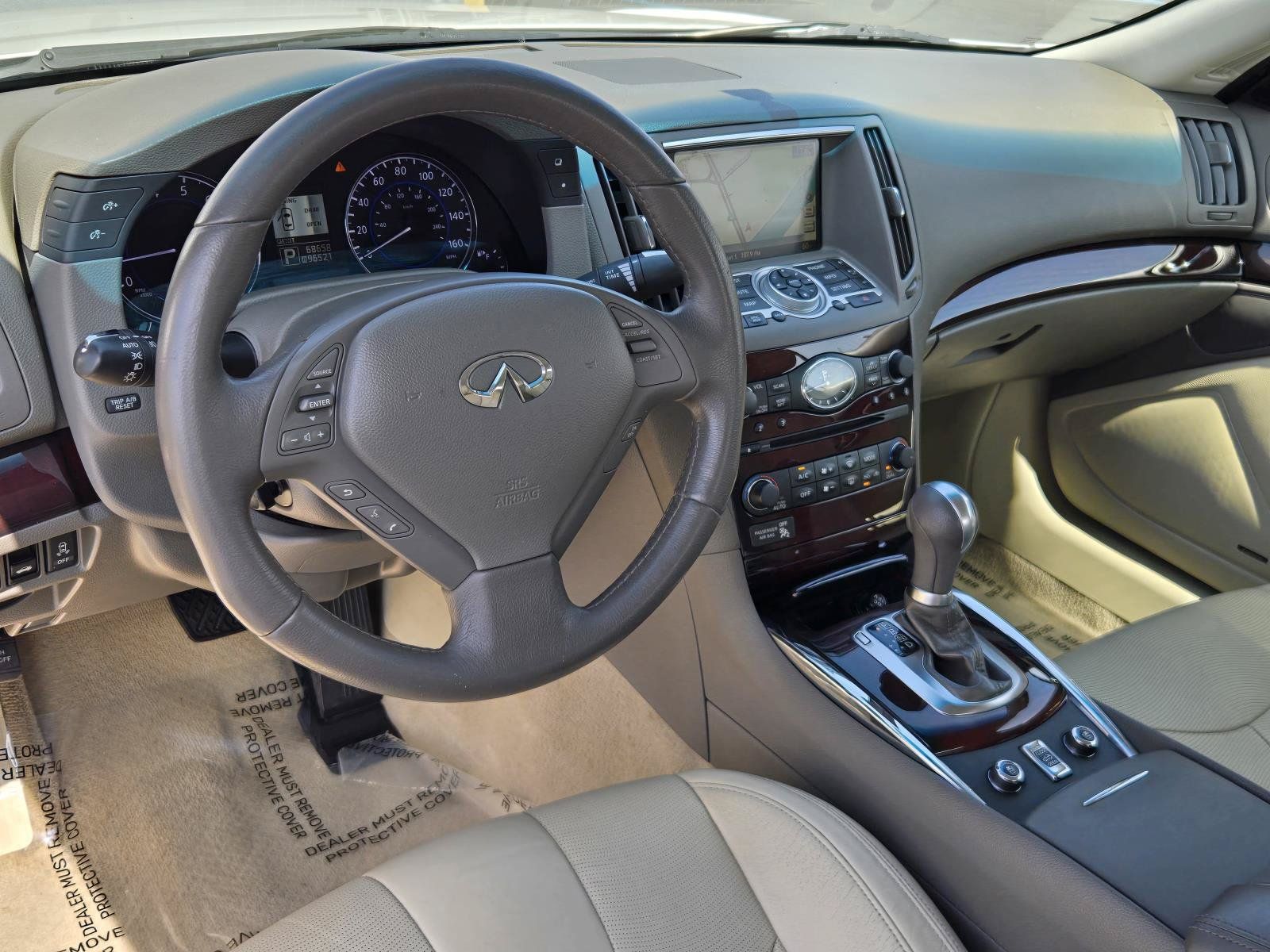 Used 2011 INFINITI G37 Convertible w/ Premium Pkg RWD image 6