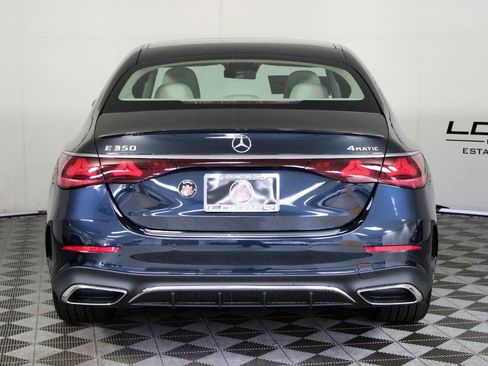 New 2026 Mercedes-Benz E 350 4MATIC Sedan image 4