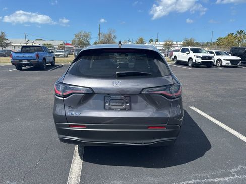 Certified 2024 Honda HR-V LX image 6