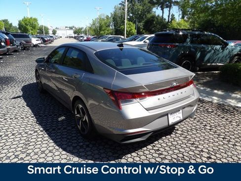 Certified 2023 Hyundai Elantra SEL w/ Convenience Package FWD image 10