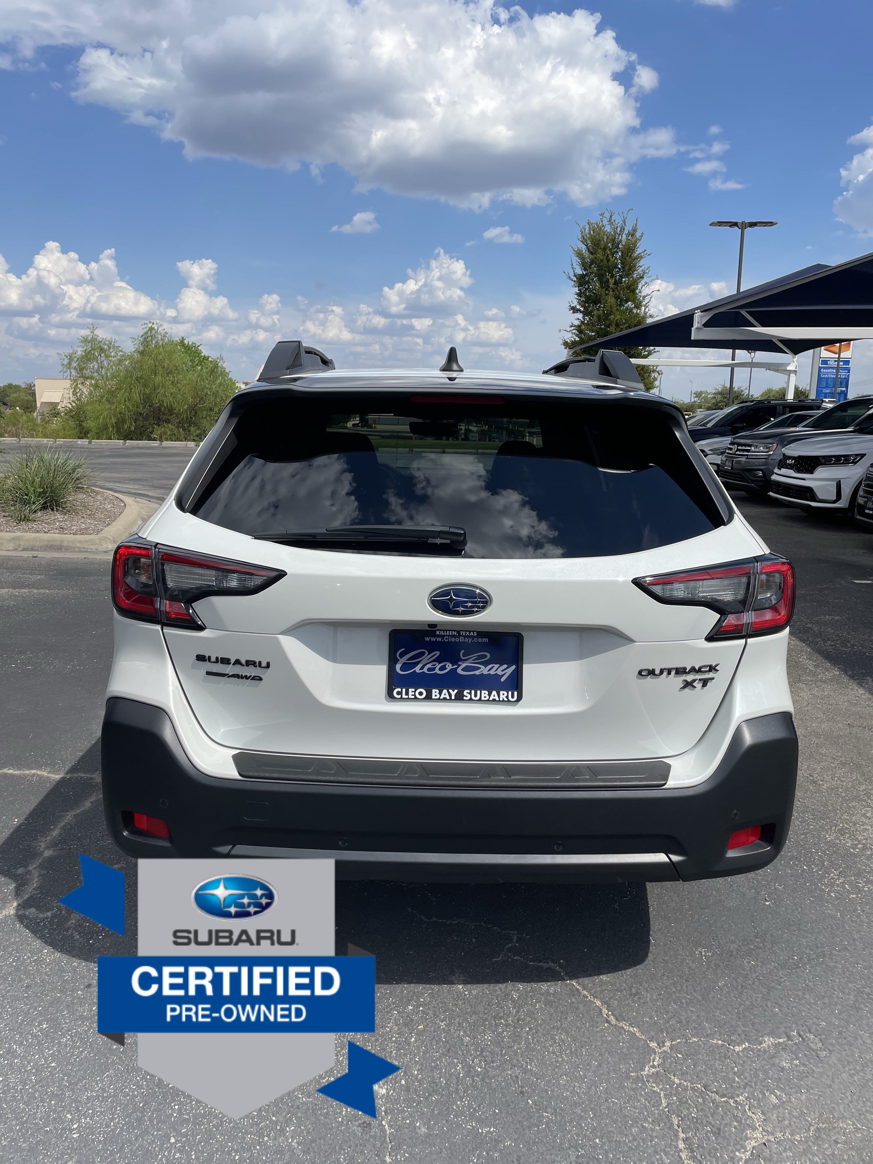 Used 2025 Subaru Outback Onyx Edition XT AWD/4WD image 6