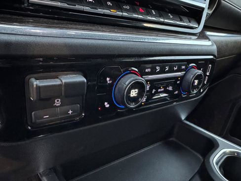 Used 2023 Chevrolet Silverado 1500 LT Trail Boss w/ Protection Package image 21