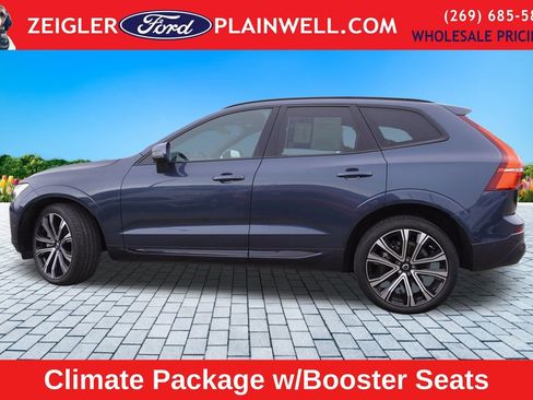 Used 2023 Volvo XC60 B5 Ultimate image 2