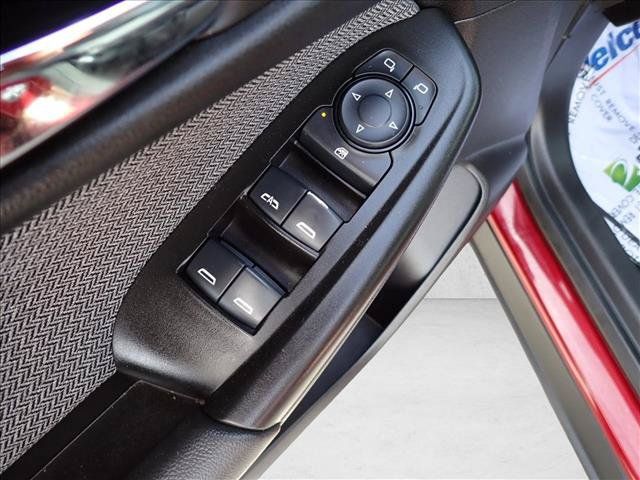 Used 2025 Chevrolet TrailBlazer LT AWD/4WD image 12