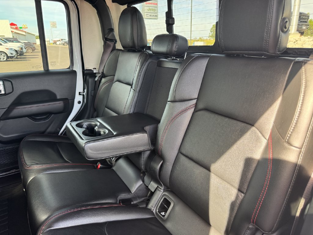 Used 2021 Jeep Gladiator Rubicon AWD/4WD image 37