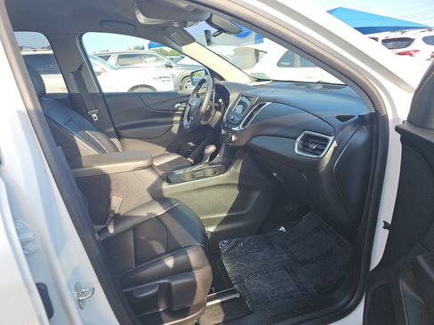 Used 2019 Chevrolet Equinox LT FWD image 14