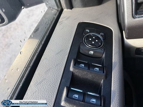 Used 2020 Ford F150 XLT w/ Equipment Group 302A Luxury AWD/4WD image 17