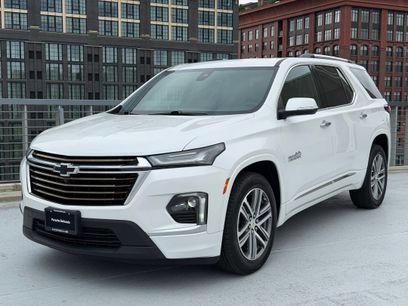 Used 2023 Chevrolet Traverse High Country